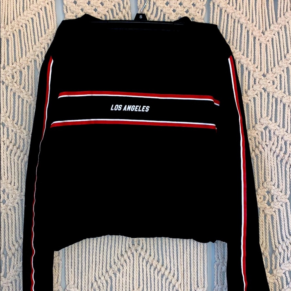 Los Angeles long sleeve crop!